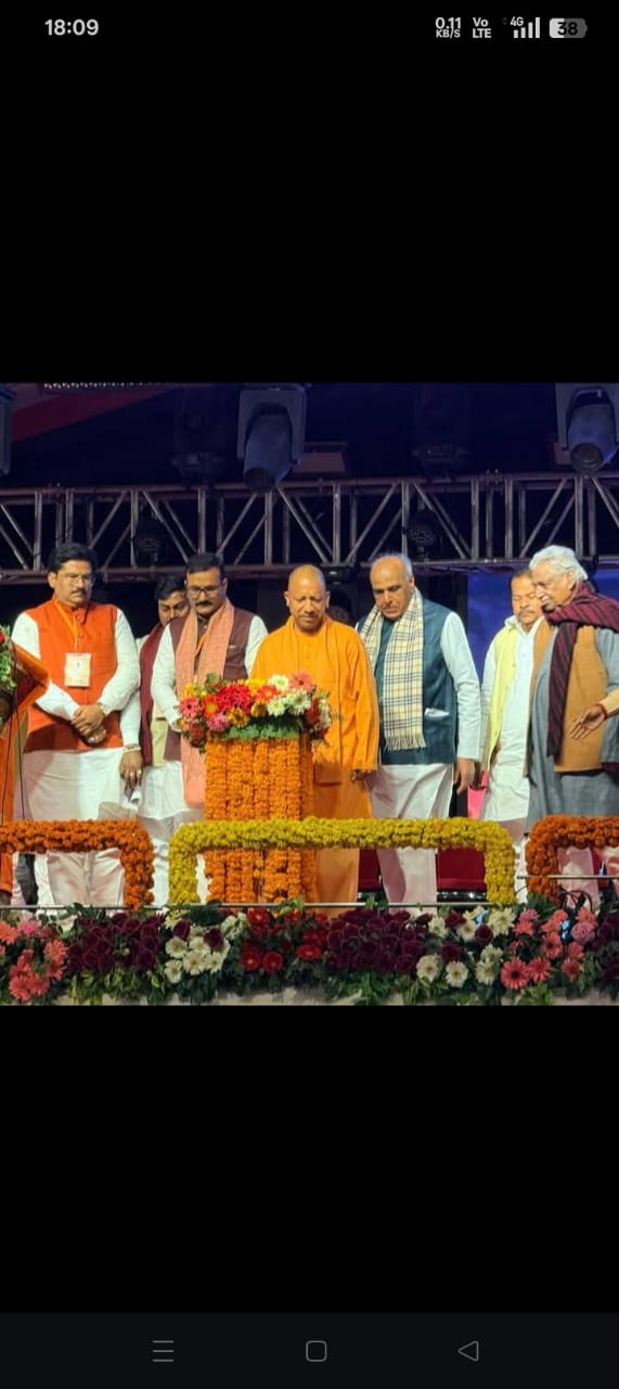 सिद्धार्थनगर की ऐतिहासिक धरती पर विकास का महोत्सव: मुख्यमंत्री योगी ने किया सिद्धार्थनगर महोत्सव-2026 का भव्य उद्घाटन