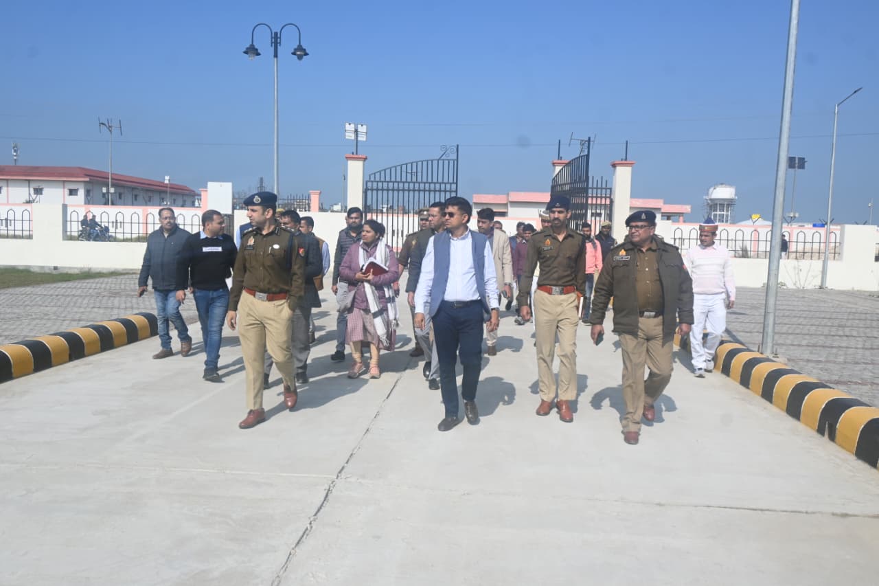 उपमुख्यमंत्री का दौरा कल, डीएम, एसपी ने जांची सुरक्षा व्यवस्था