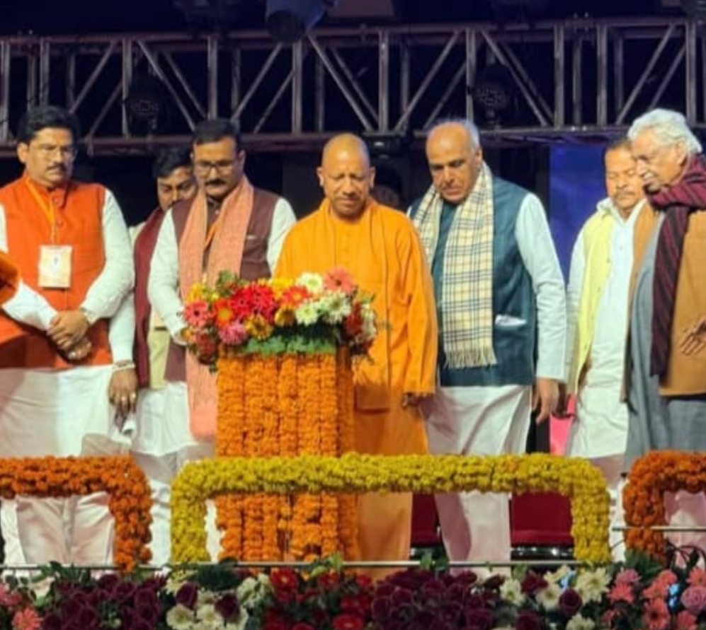 मुख्यमंत्री ने किया सिद्धार्थनगर महोत्सव 2026 का रंगारंग आगाज