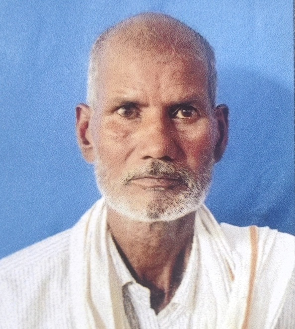 ड्यूटी से लौटते कर्मचारी की दर्दनाक सड़क हादसे में मौत, परिवार ने प्रशासन से मुआवज़े और न्याय की लगाई गुहार