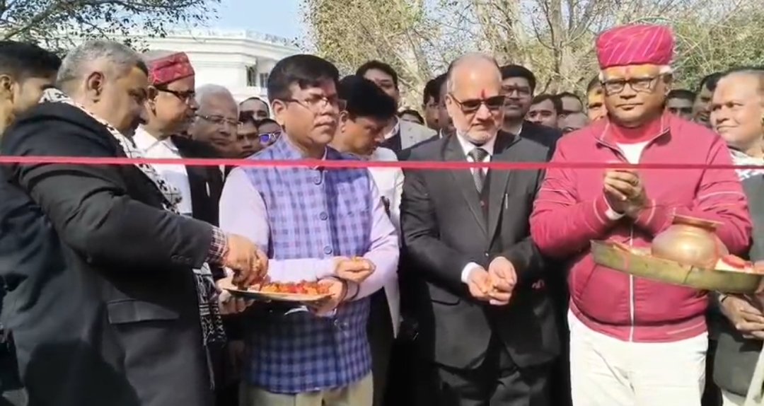 सिद्धार्थनगर सिविल कोर्ट में ‘राम द्वार’ का भव्य उद्घाटन, जिला जज अजय कुमार श्रीवास्तव ने दिया सामाजिक संदेश
