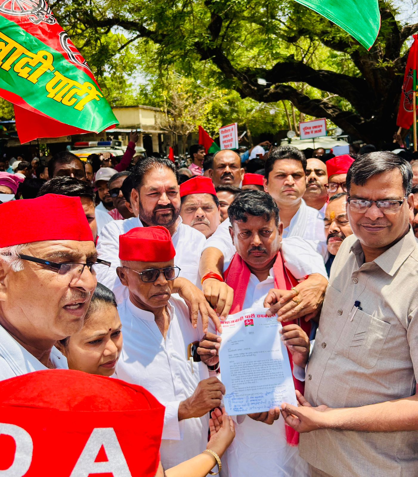 *सत्ता संरक्षित गुण्डे कर रहे संगठित अपराध-इ.वीरेन्द्र*