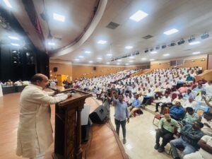 सिद्धार्थनगर में शिक्षकों का ऐतिहासिक सम्मान समारोह, 800 शिक्षाविदों को मिला सम्मान 15 IMG 20260510 WA0981